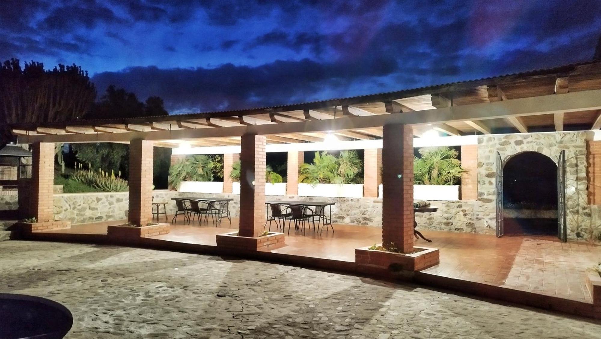 Cortijo De La Luna La Casita Velilla-Taramay Exterior foto